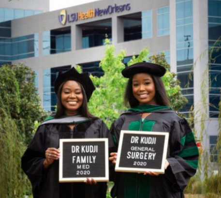 Mother and daughter become medical doctors same day