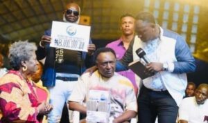 Nollywood Actor Clem Ohaneze in tears as Prophet Jeremiah Omoto Fufeyin gifts him Eight Million Naira for his surgery