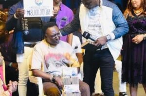Nollywood Actor Clem Ohaneze in tears as Prophet Jeremiah Omoto Fufeyin gifts him Eight Million Naira for his surgery