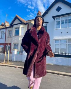 "Konji Wan K!ll Me For London"- James Brown Cries Out, Blames The Cold Weather (VIDEO)