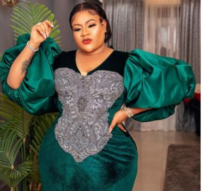 How Nkechi Blessing allegedly slept with fellow actress & also lured young girls into sleeping with her 4