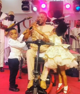 “I Must Born Triplets, Na Who Go Give Me Belle Remain” -  Netizens Reacts To Heartwarming Video Of Yinka Ayefele And His Triplets On Stage