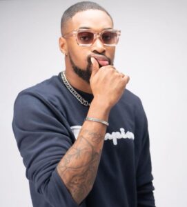 "I swe@r on my mother's l!fe if you don't beg me before December in this lagos, my name is not Sheggz Olusemo"- Sheggz & Rachael F1ght (VIDEO)