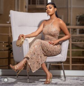 "What Are You Trying To Prove, Nor Finish The Man Money"- Netizens React To Video Beauty Tukura Lodging Into An Expensive Hotel A Day Before Much Anticipated Birthday (VIDEO)