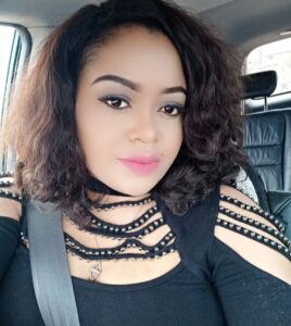 "Why Are You Hiding His Face? Hope He's Not Somebody's Husband "- Netizens Tell Nkiru Sylvanus After She Concealed Her Fiance Face In Pre-wedding Photos 