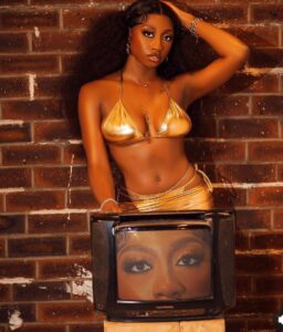 Bbnaija Doyin Flops In Question About Who The Nigeria's Nobel Laurette Is (VIDEO/DETAIL)
