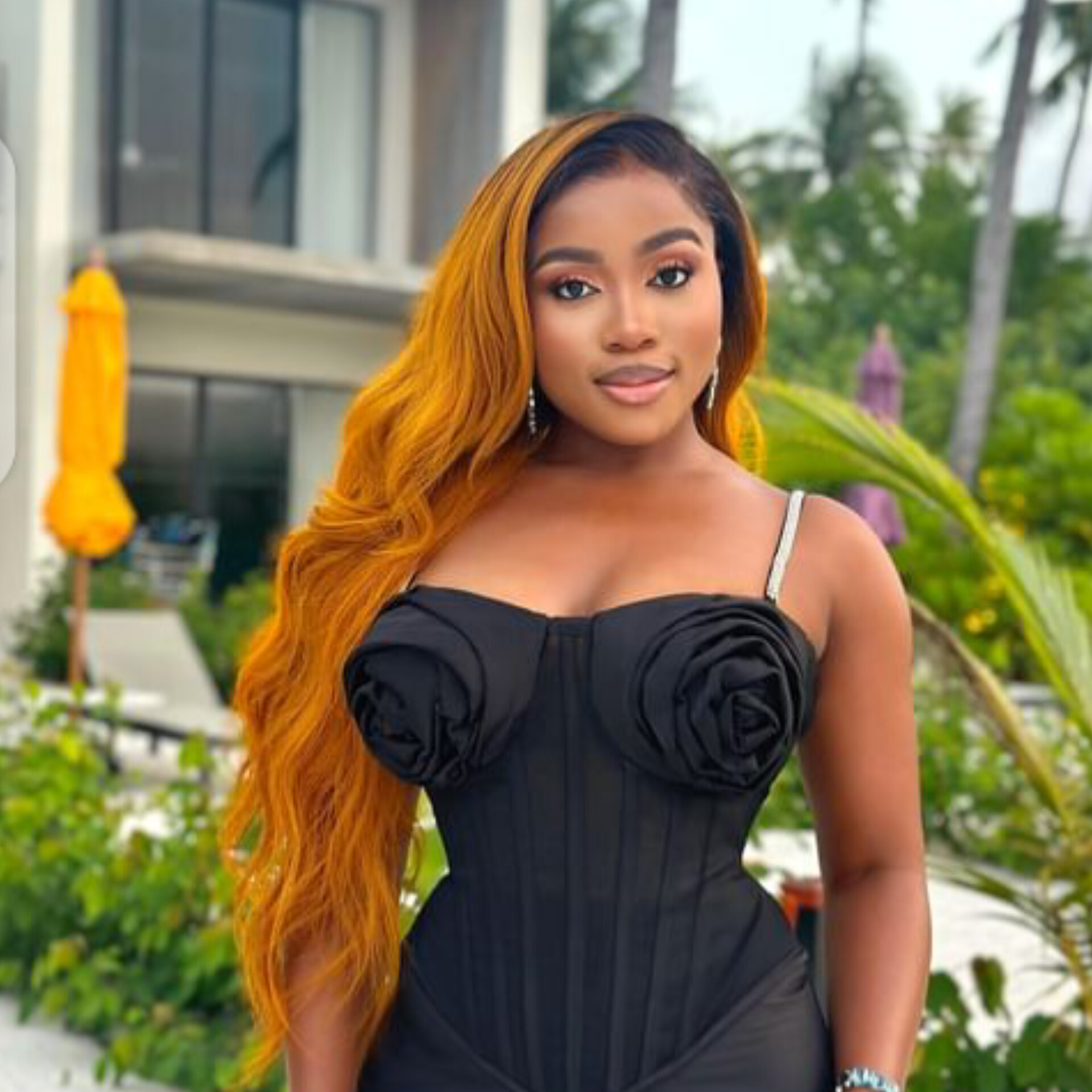 Social Media User Accuses Veekee James Of Over Dressing To Steal The Spotlight In Moses Bliss' Wedding (VIDEO)