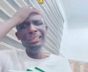 “God please, even if it’s Ghana, let me go at least” – Nigerian man renews passport for the 5th time, as he is still yet to travel abroad (VIDEO)