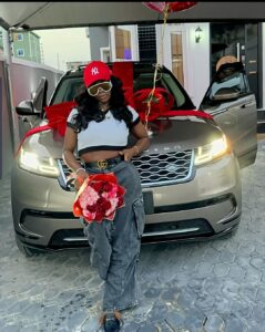 Reality TV Star, Ka3na Jones Splashes Mulit Million Naira On A New Range Rover (VIDEO)