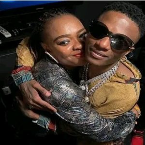 Wizkid Surprises His Sister With Range Rover (PHOTO/DETAIL) Grammy Award-winning Nigerian singer Ayo Balogun, best known as Wizkid, has shown love for his elder sister, Yetunde Balogun, ahead of the festive season. The singer gifted her a new Range Rover worth millions of naira. Overjoyed, Yetunde took to Instagram to share the exciting news, expressing heartfelt gratitude. She described her brother as a blessing, left stunned by the extravagant gift. The post reads, “Na God bless me with you bro.Still in shock 😲😲😲😲😲 .Will I be able to sleep bayi 😂😂😂😂”. Meanwhile, this heartwarming gesture has sparked widespread reactions, with netizens showering the singer with acclaim. Check out the post below: