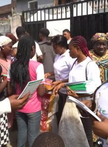 "Charity Begins at Home" – Liquorose Celebrates 4 Years of #LiquoroseCares with a Touching Street Outreach, Gifts Foodstuffs & Other Items (VIDEO/PHOTOS)