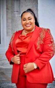 "I'm not a sacrifice, Mummy was" - Akwa Ibom State Governor, Pastor Umo Eno's Second Daughter, Mrs. Jayne Edidiong Ufot, Makes Strong Allegations Against Her Father As She Cries For Help  (VIDEO)
